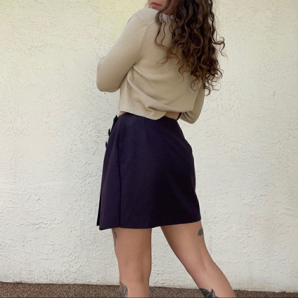 ✨ 90s Micro Plaid Mini Skirt ✨ - Picture 3 of 5